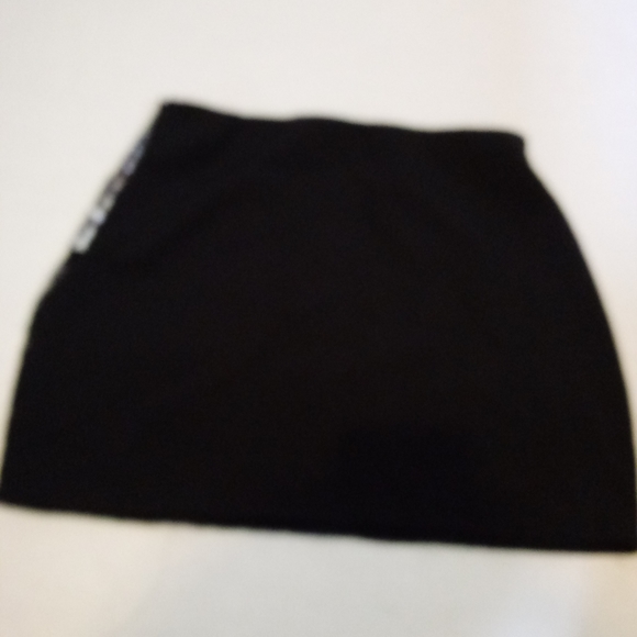 Mini Skirt - Picture 2 of 6